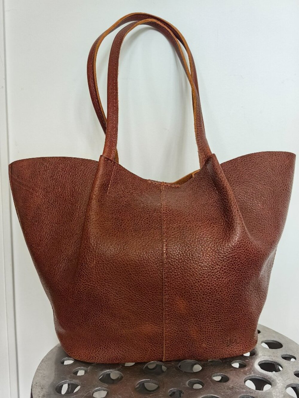 Portland Leather Goods Large Devan